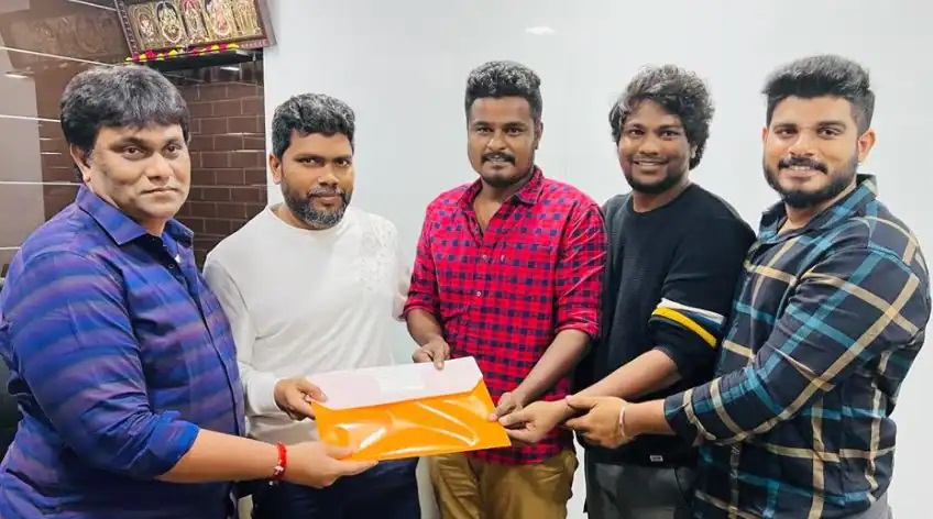 ரைட்டர் வெற்றியை தொடர்ந்து…. திறமையான இயக்குனருடன் இணைந்ததில் பெருமை…. செவன் ஸ்கிரீன் ஸ்டூடியோ ட்விட்…!!!