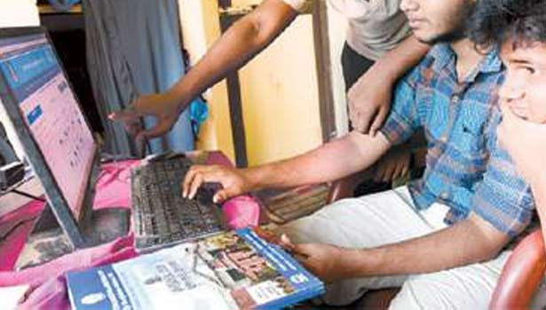 முறைகேடுகளுக்கு இடம் அளிக்காத வகையில் ஆன்லைன் செமஸ்டர் தேர்வு…. அமைச்சர் அதிரடி அறிவிப்பு…..!!!!