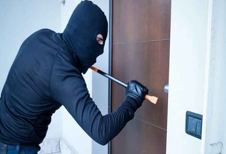 “பொங்கல் கொண்டாட சென்றிருந்த பெண்” வீட்டில் காத்திருந்த அதிர்ச்சி…. காஞ்சியில் பரபரப்பு….!!!