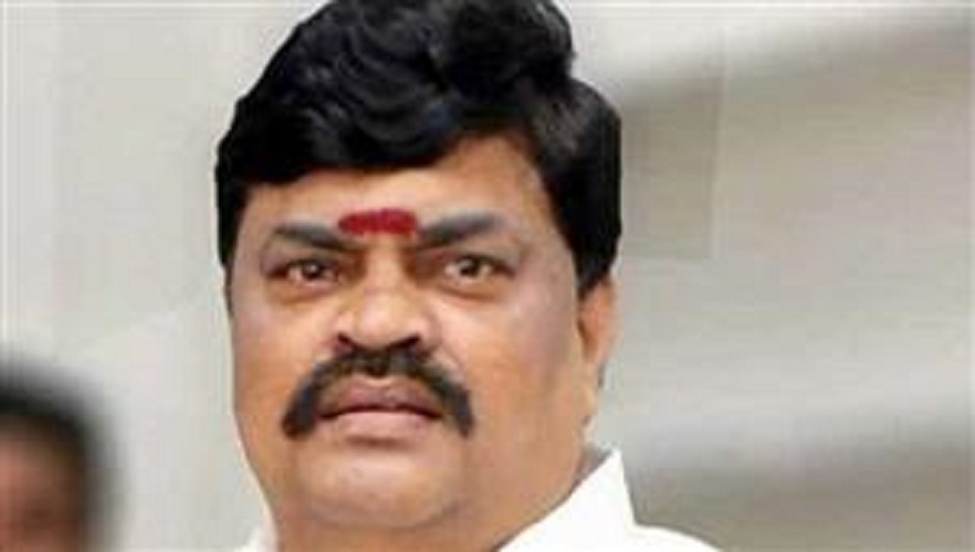 பணமோசடி வழக்கு…. குற்றப்பிரிவு அலுவலகத்தில் ராஜேந்திர பாலாஜி ஆஜர்…. தீவிர விசாரணை…!!!