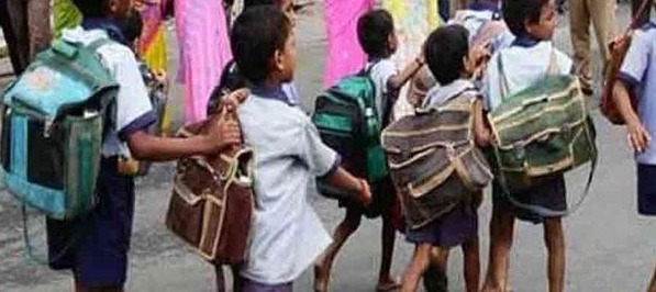 “ஒமிக்ரான் எதிரொலி”…. பள்ளி, கல்லூரிகள் மூடல்…. மாநில அரசு திடீர் அறிவிப்பு…..!!!!