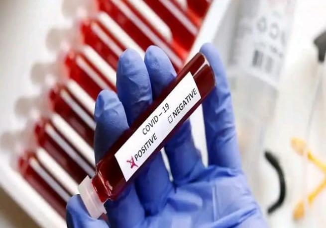 100 மாணவர்களுக்கு கொரோனா…. வெளியான பரபரப்பு தகவல்….!!!!