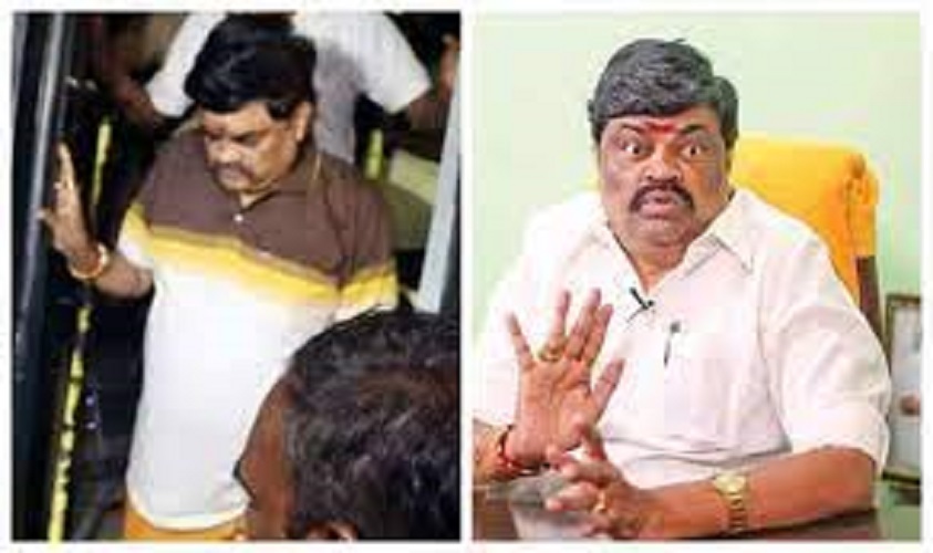 புகார் கொடுத்தவருக்கே ஆப்பு…. ராஜேந்திர பாலாஜி வழக்கில் அதிரடி திருப்பம்….!!!