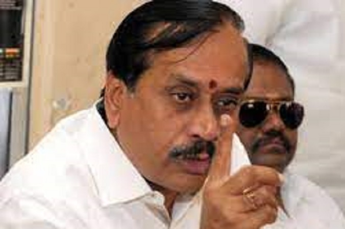 மாணவியை மதமாற கட்டயப்படுத்துவதா….? அந்த பள்ளியை மூடுங்கள்… எச்.ராஜா ஆவேசம்…!!!