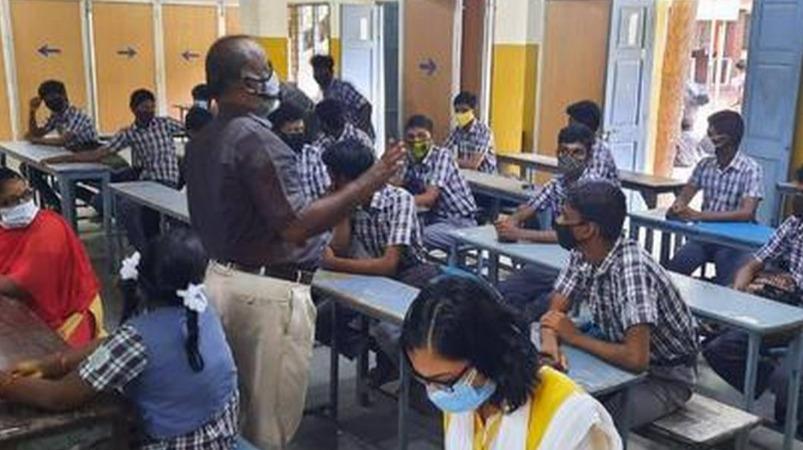 தமிழக மாணவர்களுக்கு  ஹைடெக் ஆய்வகம் மூலம் பயிற்சி…. அமைச்சர் அன்பில் மகேஷ் அதிரடி….!!!!