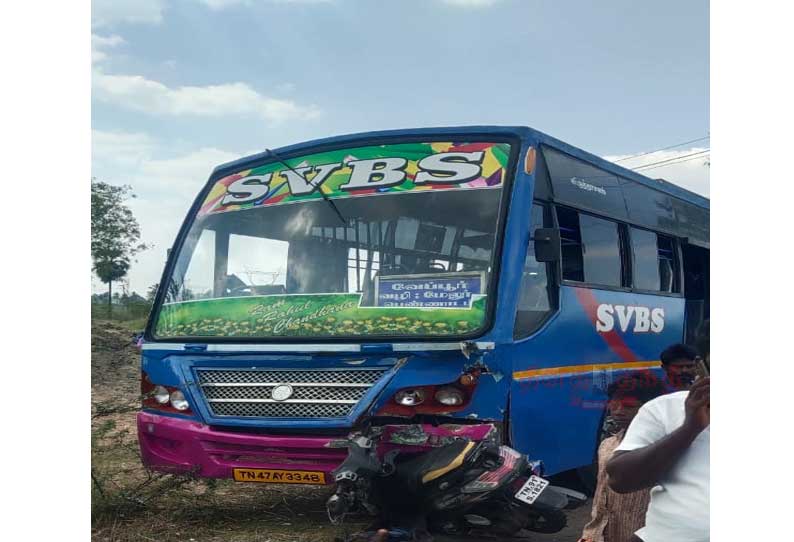 பயங்கரமாக மோதிய பேருந்து…. தம்பதியினர் உள்பட 3 பேர் பலி…. கோர விபத்து….!!