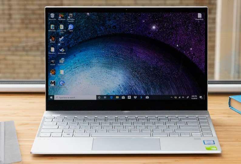 இலவச மடிக்கணினி வழங்குவதில் சிக்கல்…. என்ன காரணம்…? வெளியான தகவல்…!!!