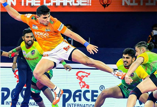 புரோ கபடி லீக் : பெங்கால் வாரியர்ஸ் VS தபாங் டெல்லி மோதிய ஆட்டம் டிரா ….!!!