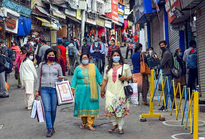 “கொரோனா குறைஞ்சிருச்சி” கட்டுப்பாடுகள் தளர்வு…. சிக்கிம் அரசு குட் நியூஸ்…!!!!