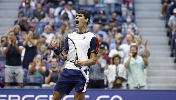 ரியோ ஓபன் டென்னிஸ் :கார்லோஸ் அல்கராஸ் அசத்தல் வெற்றி …. இறுதிச்சுற்றுக்கு முன்னேற்றம் ….!!!