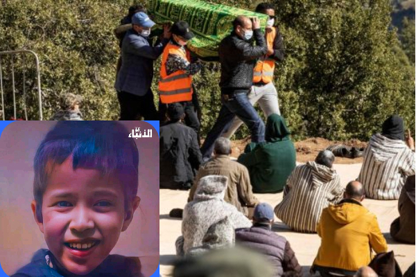 “அய்யயோ!”…. ஆழ்துளை கிணற்றில் விழுந்து பலியான குழந்தை…. இறுதி அஞ்சலியில் நெகிழ்ச்சி சம்பவம்…!!!