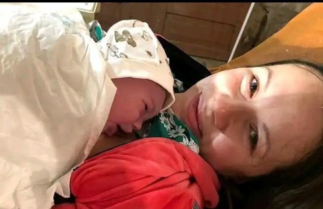 போர்க்களத்தில் பிறந்த குழந்தை “மியா”…. நெகிழ்ச்சியான சம்பவம்…..!!!!!