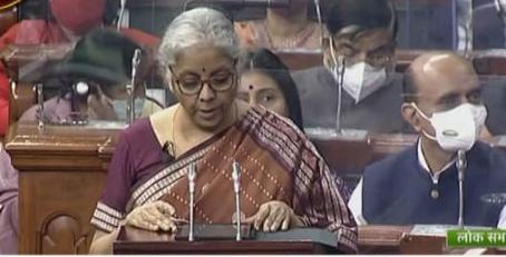 நாடு முழுவதும் பொருளாதார வளர்ச்சி 9.2 சதவீதம்…. நிர்மலா சீதாராமன் சூப்பர் தகவல்….!!!!