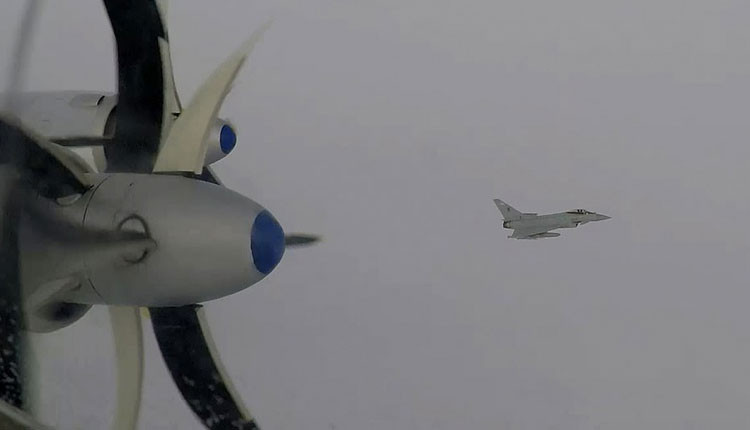 இங்கிலாந்து எல்லையில் நுழைய முயற்சி…. திருப்பி அனுப்பப்பட்ட ரஷ்ய விமானங்கள்…!!!