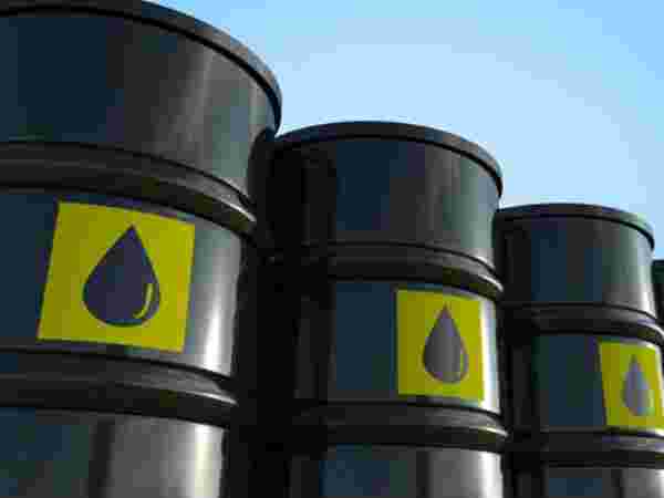 விண்ணை முட்டும் அளவுக்கு விலை உயரும்…. பேரழிவை சந்திக்க போறீங்க…. ரஷ்யா கடும் எச்சரிக்கை….!!!!