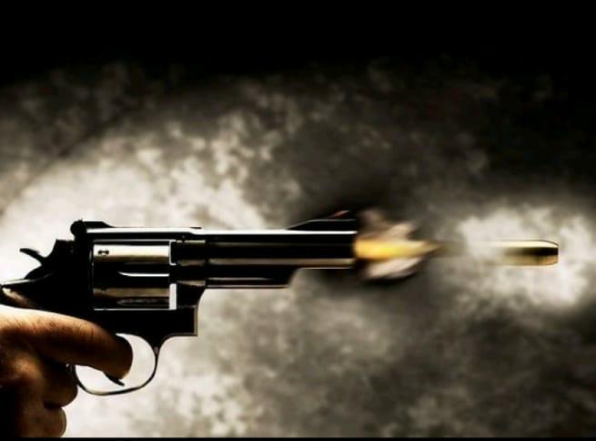 #BREAKING: பிரபல ரவுடி என்கவுன்டரில் சுட்டுக் கொலை….. தனிப்படை போலீசார் அதிரடி…..!!!!!