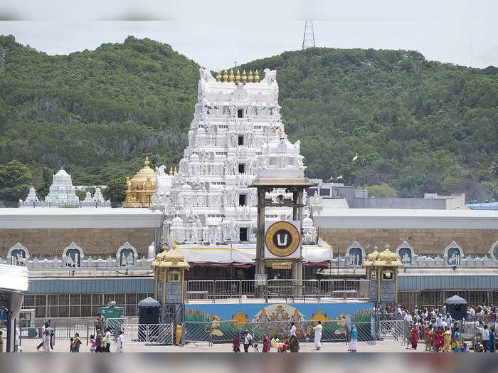 மக்களே ஹேப்பி  நியூஸ்… வேலூர் – திருப்பதிக்கு இலவச பயணம்…. வெளியான சூப்பர் அறிவிப்பு…!!!