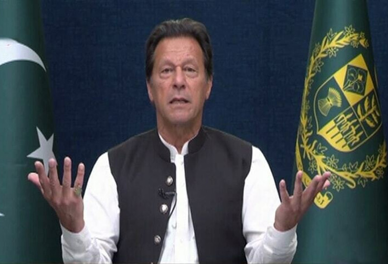 இம்ரான்கானின் ஊடகப்பிரிவு நிா்வாகி அா்ஸ்லான் காலித் வீட்டில்…. அதிகாரிகளின் அதிரடி சோதனை……!!!!!!