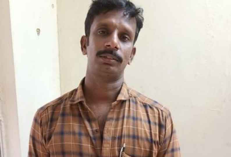 வீட்டில் தூங்கிக்கொண்டிருந்த பெண்….. வாலிபரின் வெறிச்செயல்…. தீவிர விசாரணையில் போலீஸ்….!!!!