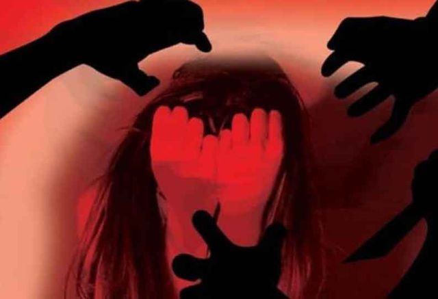 மாற்றுத்திறனாளி பெண்ணுக்கு பாலியல் தொல்லை…. அம்மி கல்லால் தாக்கிய கொடூரம்…. புதுச்சேரியில் பயங்கரம்…!!!