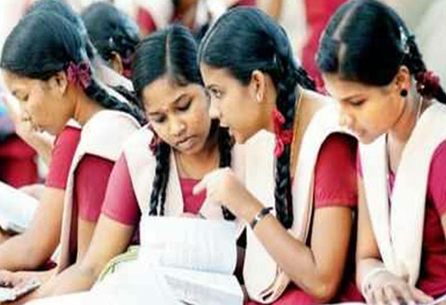 தமிழகம் முழுவதும் 10 ஆம் வகுப்பு மாணவர்களுக்கு…. பள்ளிக்கல்வித்துறை வெளியிட்ட அறிவிப்பு…..!!!!!