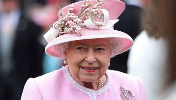 குடும்பத்தினருடன் 96வது பிறந்த நாளை கொண்டாடிய பிரிட்டன் இளவரசி…. கோலாகலமாக நடைபெற்ற விழா….!!!!