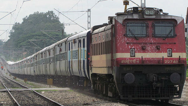 “ரயில் சேவையில் திடீர் மாற்றம்”….. வெளியான அறிவிப்பால் முன்பதிவு செய்த பயணிகள் கடும் அதிர்ச்சி….!!!!