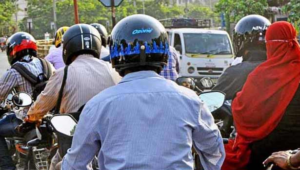 வாகன ஓட்டிகளே…! வரும் 23- ஆம் தேதி முதல் இது கட்டாயம்…. காவல்துறை முக்கிய அறிவிப்பு….!!!!