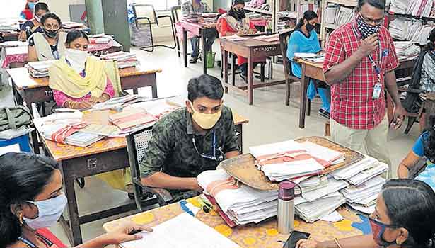 அரசு ஊழியர்களுக்கு இன்று விடுமுறை…. இலங்கை அரசு அறிவிப்பு….!!!!