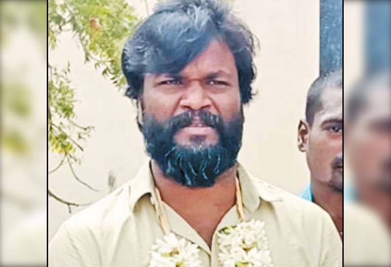 தி.மு.க கவுன்சிலருக்கு கத்திக்குத்து… 6 பேர் சேர்ந்த கும்பல்… மர்ம நபர்களை தேடி வரும் போலீஸ் …!!!