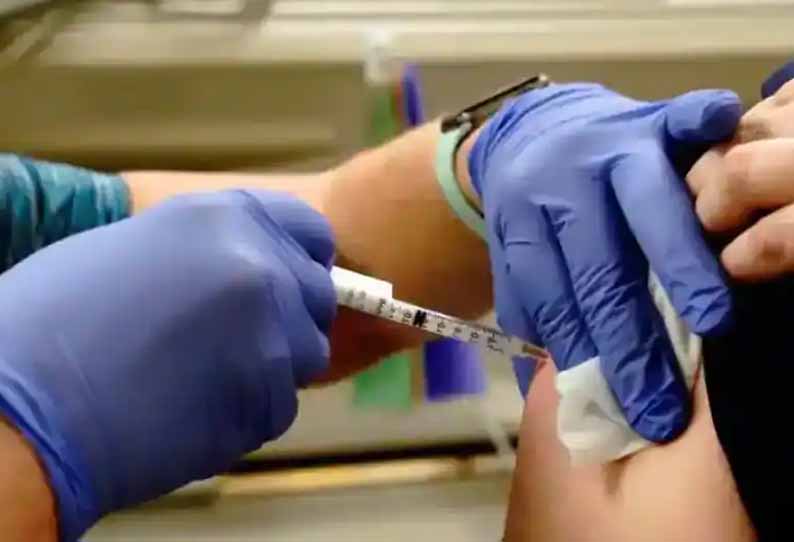 சென்னை மாநகராட்சியில்… நாளை “கொரோனா தடுப்பூசி முகாம்”… மேயர் பிரியா அறிவிப்பு…!!!