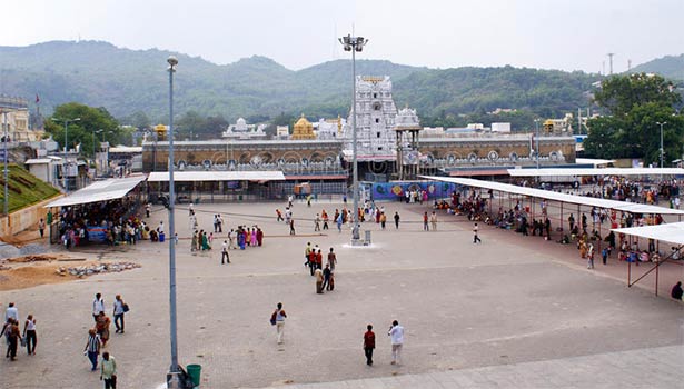 திருப்பதியில் ஜூன் 15 வரை விஐபி தரிசனம் ரத்து…. தேவஸ்தானம் திடீர் அறிவிப்பு….!!!!