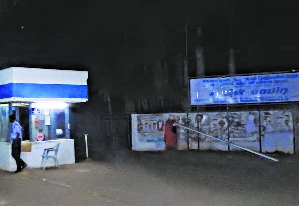 “கோவை ஆவின் அலுவலகம்” அதிகாரிகளின் அதிரடி ரெய்டு…. சோதனையில் சிக்கிய பணம்…. பரபரப்பு….!!!