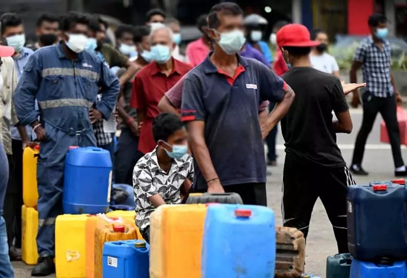 மன்னார் படுகை பகுதி: எண்ணெய் ஆய்வு பணிக்கு திட்டம்…. இலங்கை மந்திரி வெளியிட்ட தகவல்….!!!!