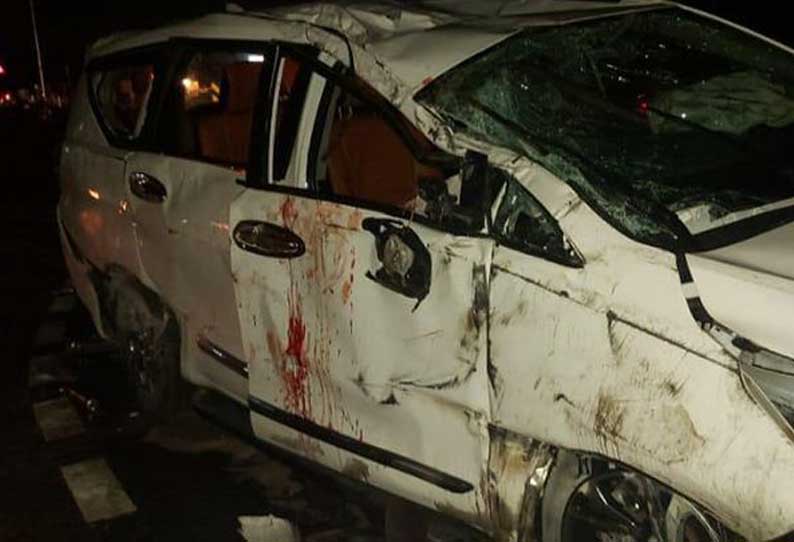 தடுப்பு சுவர் மீது மோதிய கார்…. படுகாயமடைந்த 6 பேர்…. குமரியில் கோர விபத்து…!!