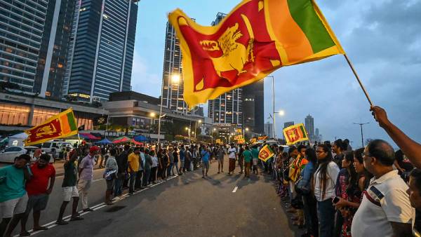 #Justin: முன்னாள் அமைச்சர் வீடுகளில் பெட்ரோல், டீசல் பதுக்கல்…. ஷாக் நியூஸ்….!!!!