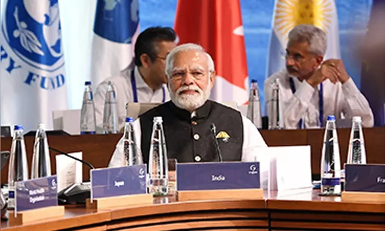 பிரபல நாட்டில் 48வது ஜி 7 மாநாடு….. இந்திய பெண்களை புகழ்ந்து தள்ளிய பிரதமர் மோடி….!!!