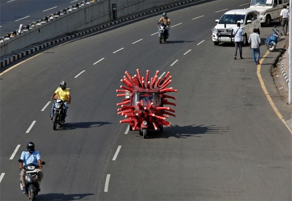 கோவை: வேகமெடுக்கும் கொரோனா… “கன்ட்ரோல் ரூம்” திருந்துட்டாங்க…. ஒரே நாளில் இவ்வளவு வசூலா?…..!!!