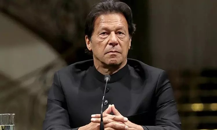 ‘பாகிஸ்தான் உள்நாட்டுப் போரை நோக்கி செல்லும்’…. இம்ரான்கான் விடுத்த எச்சரிக்கை…. பதிலடி கொடுத்த பிரதமர்….!!!