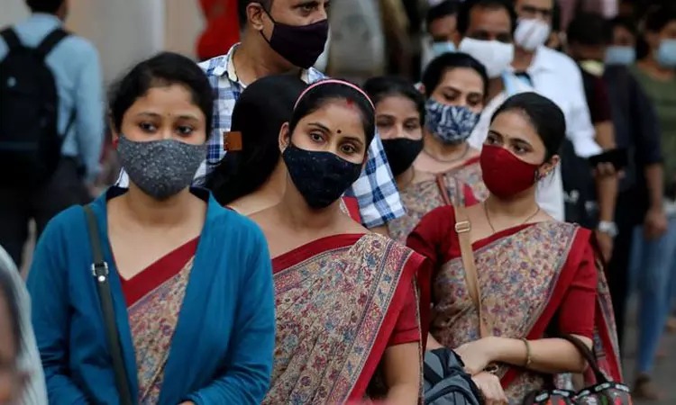 கொரோனா எதிரொலி!…. இங்கு மக்கள் மாஸ்க் அணிவது கட்டாயம்…. வெளியான அறிவிப்பு….!!!!