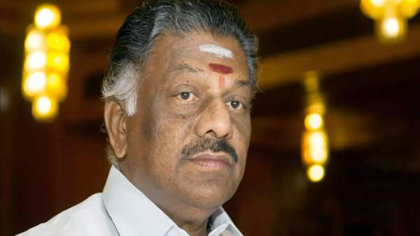 Breaking : டெல்லியில் அதிரடி காட்டிய OPS….. அதிர்ச்சியில் EPS…..!!!!