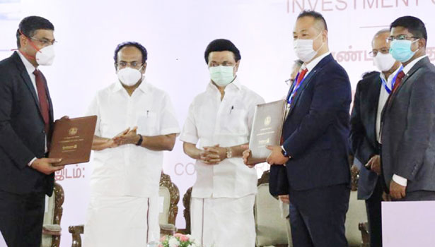 BREAKING: 60 ஒப்பந்தங்கள்…. 74,000 பேருக்கு வேலை…. சற்றுமுன் முதல்வர் ஸ்டாலின் அதிரடி….!!!!