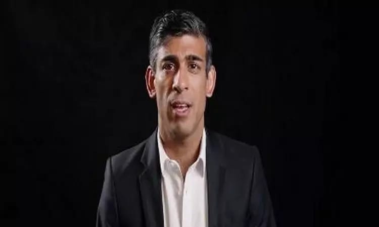 பிரபல நாட்டின் அதிபர் பதவிக்கு…. இந்திய வம்சாவளியை சேர்ந்தவர் போட்டி…. வெளியான முக்கிய தகவல்….!!!