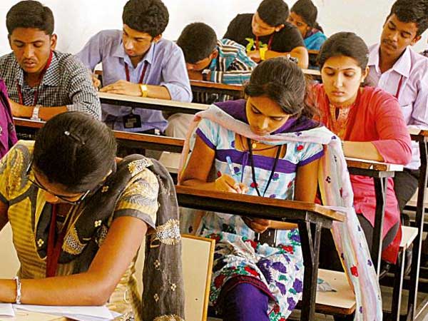 2003 முதல் அரியர் வைத்துள்ள மாணவர்களுக்கு…. ஜூலை 20 வரை…. மீண்டும் ஒரு வாய்ப்பு…. மிஸ் பண்ணிடாதீங்க……!!!!