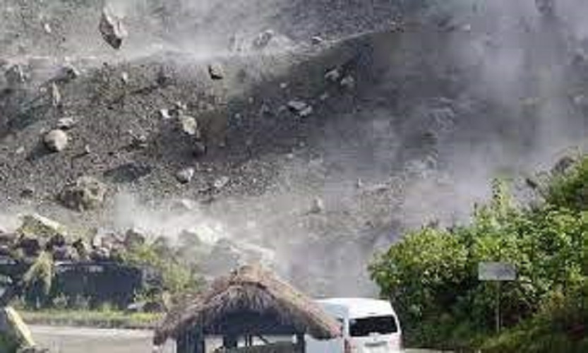 பயங்கர நிலநடுக்கத்தால் அதிர்ந்த பிலிப்பைன்ஸ்…. 5 பேர் உயிரிழப்பு…!!!