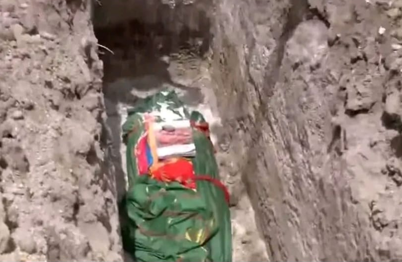 BREAKING: மண்ணுக்குள் மறைந்தார் மாணவி ஸ்ரீமதி….. மனதை உருக்கும் புகைப்படம்….!!!!