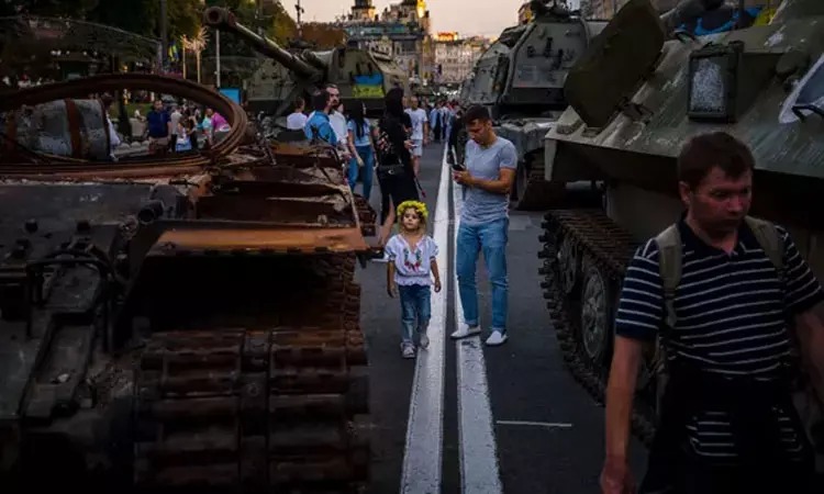 சுதந்திர தினத்தன்று ரஷ்யா தாக்குதல்?…. நாங்களும் சக்திவாய்ந்த பதிலடி கொடுப்போம்…. அதிபர் ஜெலென்ஸ்கி எச்சரிக்கை….!!!!