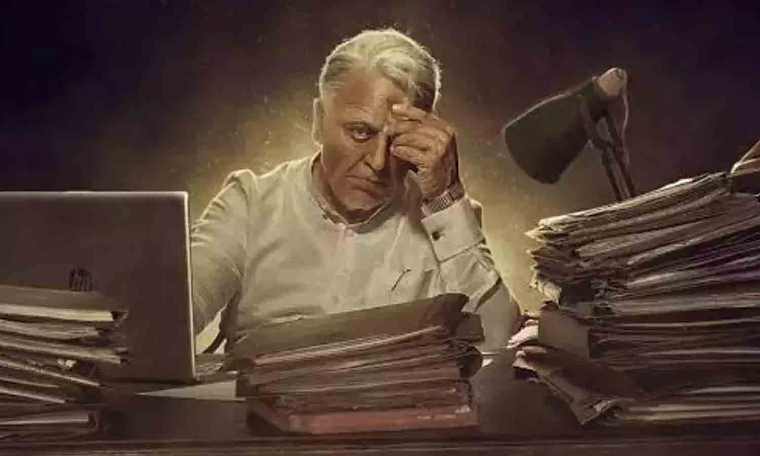 “அவர் திரும்ப வந்து விட்டார்”…. இந்தியன்-2 படத்தின் போஸ்டர் வெளியீடு…. வைரல்….!!!!