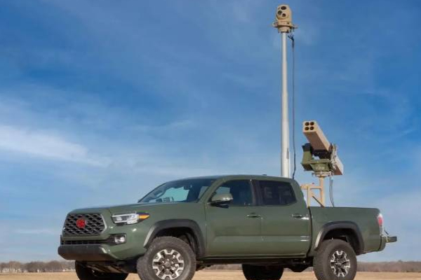 போரில் ரஷ்யாவை வீழ்த்த…. உக்ரைனுக்கு அதிபயங்கர ஆயுதத்தை…. வழக்கும் அமெரிக்கா….!!