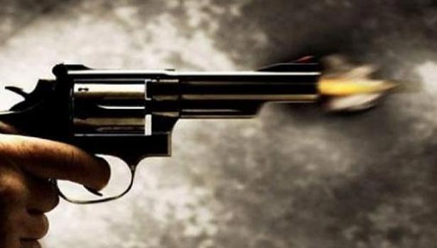 அதிகரிக்கும் துப்பாக்கிசூடு கலாச்சாரம்!…. நொடியில் பறிபோன 12 உயிர்…. பிரபல நாட்டில் பரபரப்பு….!!!!